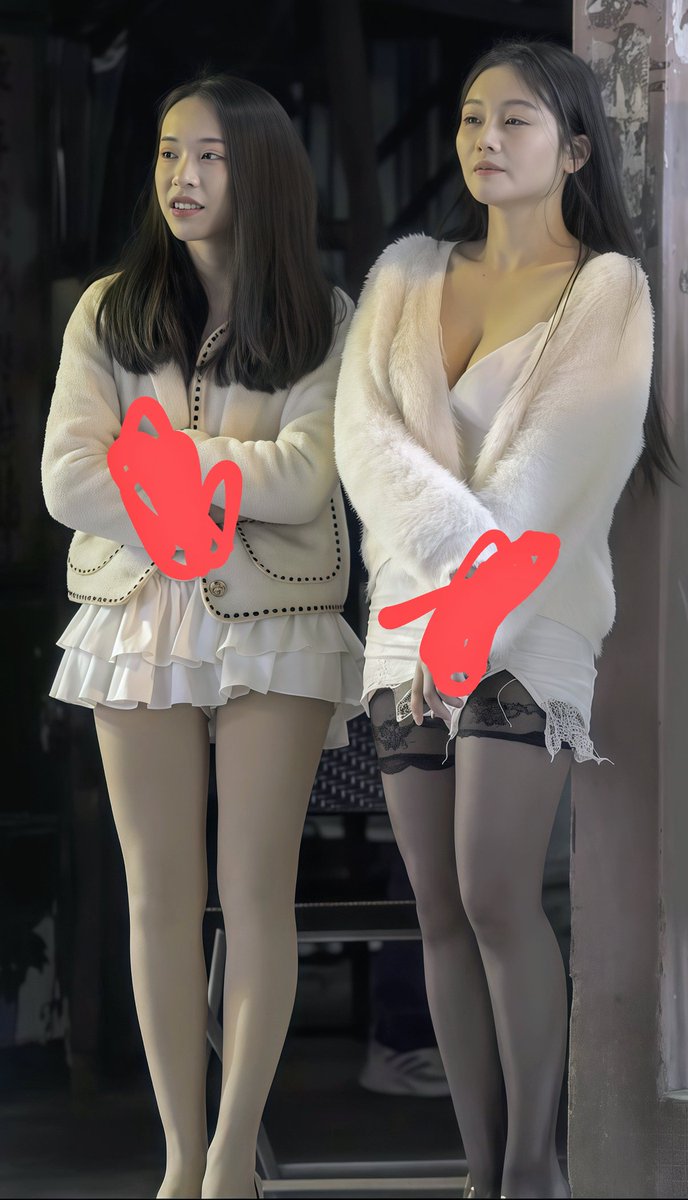 抠脚大汉假装卖淫女,眼懵老哥以为是黑丝靓女,交媾的时候发现不对劲。
一位狼友在西安嫖娼的奇葩经历。 https://t.co/kbWaT4mZZu