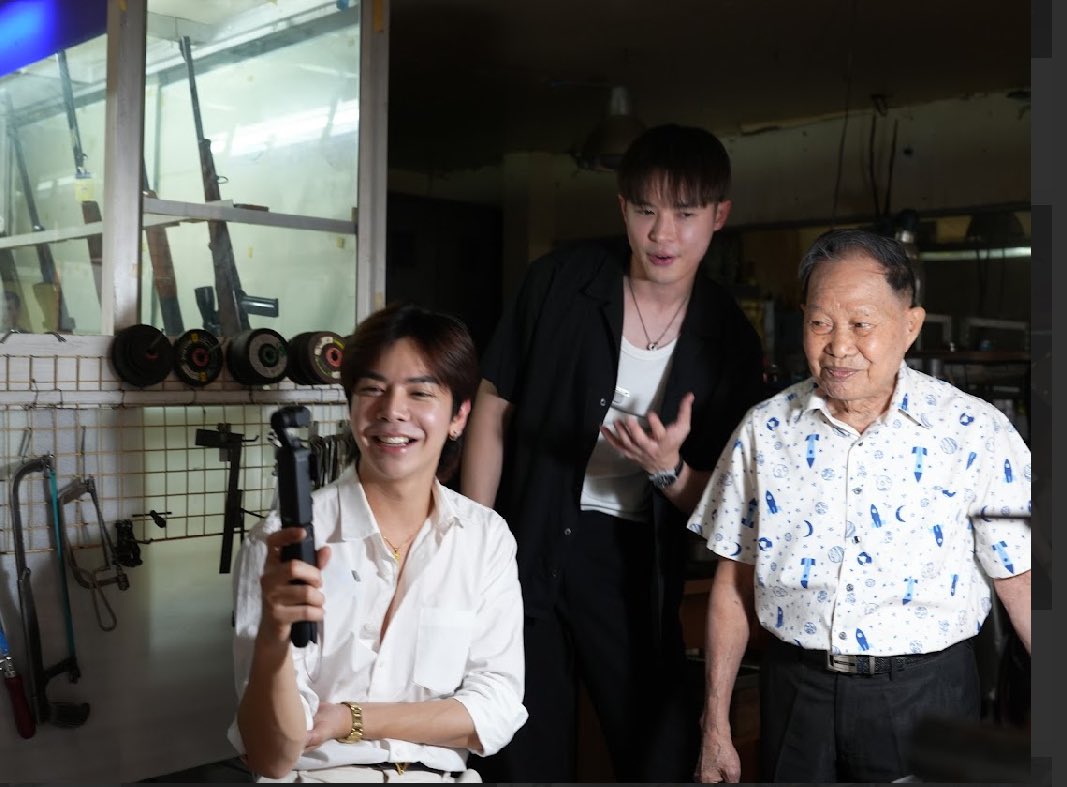 ปู่อายุ 75 ปากหวานเจงๆเจ้าเต้าหู้555

TOFU GO MUMU HOME
#MUMUTOFUSS2ep10