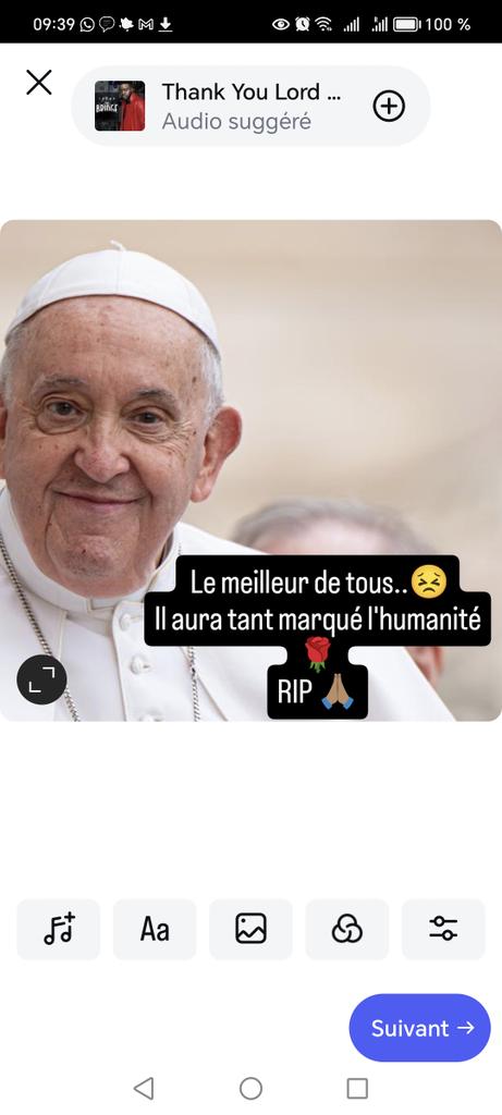 Les larmes aux yeux... 🥺
Un GRAND Monsieur.
Il y a des gens qui ne doivent jamais partir🪽
J'espère que son successeur aura autant à donner à la Paix dans le Monde et l'Histoire ✨✨✨