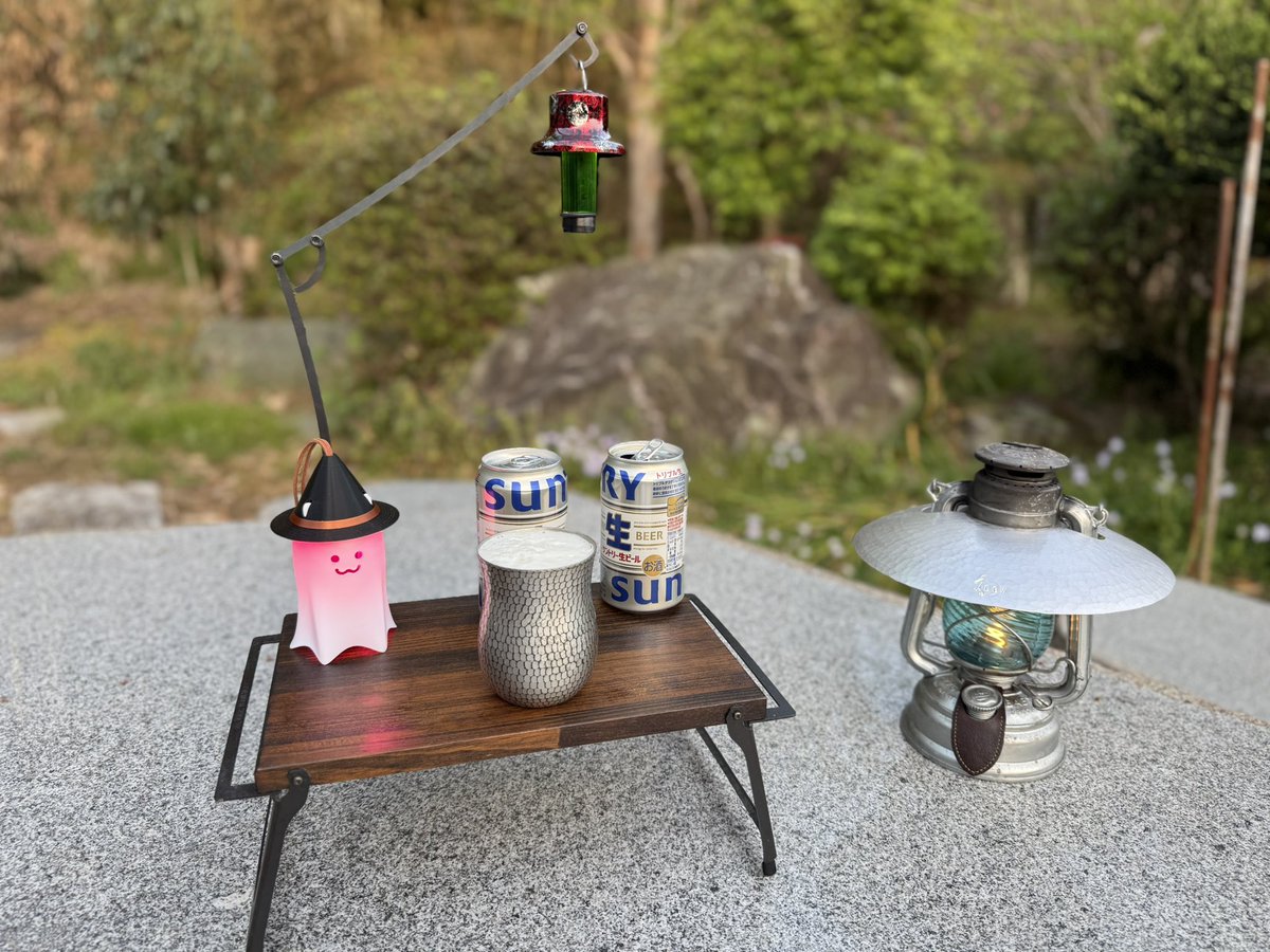 bluerunner1978's tweet photo. 今日もお疲れ様でした☺️
キンキンのビール🍺飲む時は銅の器がいいですね👍
乾杯✨🍻😆
#コパドア #ホコリタケハット
#にゃうとどあゴースト👻
#MOOSEROOMWORKS
#燈人 #直作 #GDE
#vulcanusdesign https://t.co/PvyXPMVpjV