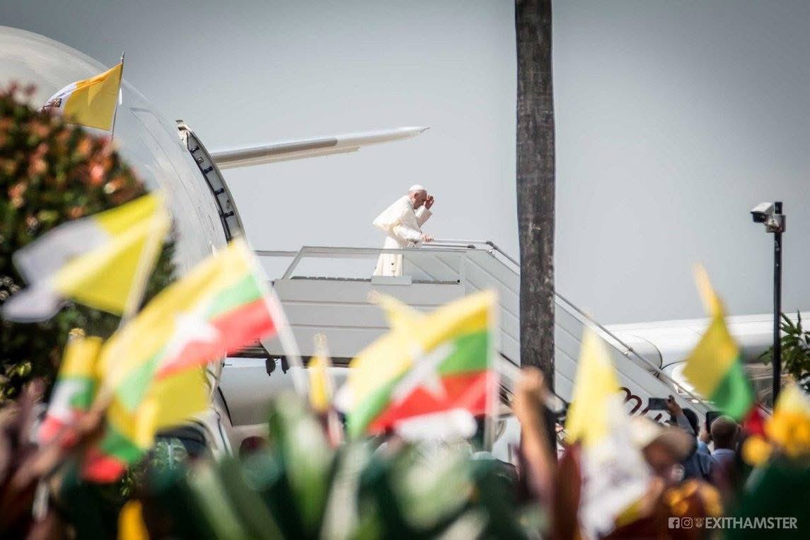 Exithamster tweet media