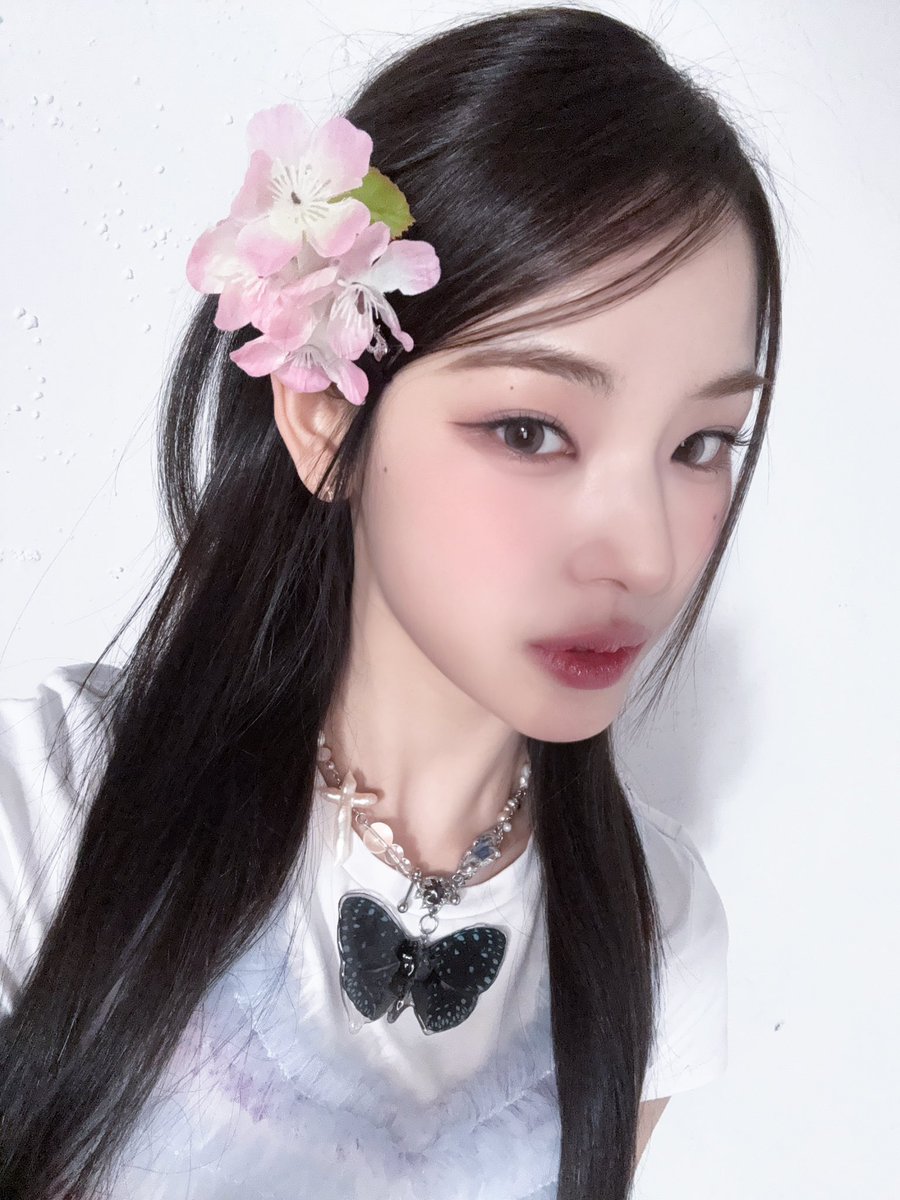 sJustmine's tweet image. ‼️ HELP RT ‼️  
OPEN ADOPSI TEMPLATE — SECARA FREE  #zonauang

⏰  21 April 2025 • 20.00 WIB  
📩  By DM @chajelle  
⚠️  Khusus BA Layout 

ℹ️  Wajib scroll thread &amp;amp; cek ALT untuk info lebih lengkap