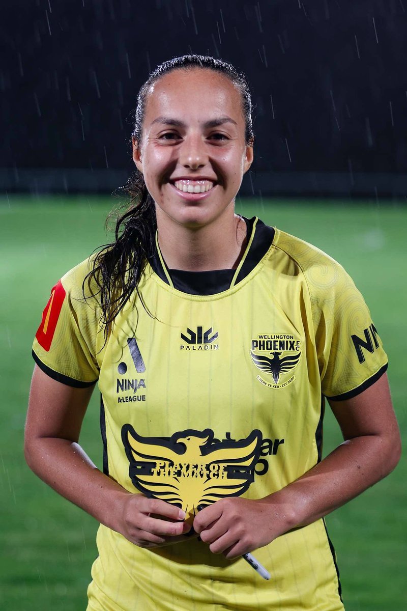 POTM for last night’s game is the one and only Main Train! Emma worked hard all game and we still don’t know quite how she put that in the back of the net! 🚂🚂🚂🐦‍🔥🖤💛<a href="/cornerofyellow/">Little Corner of Yellow - Te Kāhu o ngā hau e whā</a> <a href="/WgtnPhoenixFC/">Wellington Phoenix 🔥</a> 📷<a href="/NZPhotomac/">Photomac - Football 📸⚽</a>