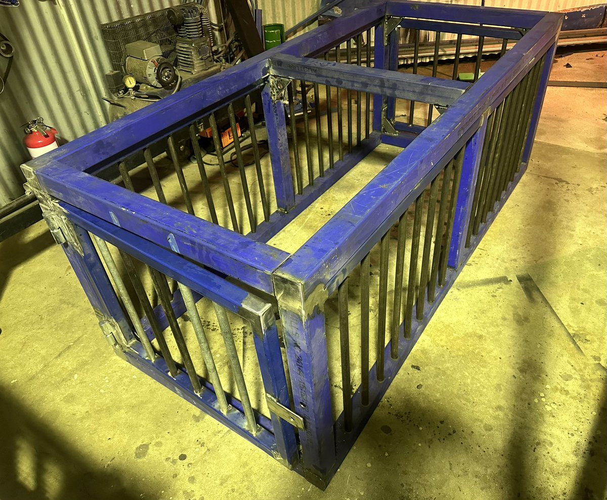 Been working again with @demelza_thorne and @thelunacanes to design this bondage bench, but it will be more than just a normal old bench 😈 . Bench, cage, that can be divided into two when needed, over head adjustable/removable attachment points, two doors and two head holes!