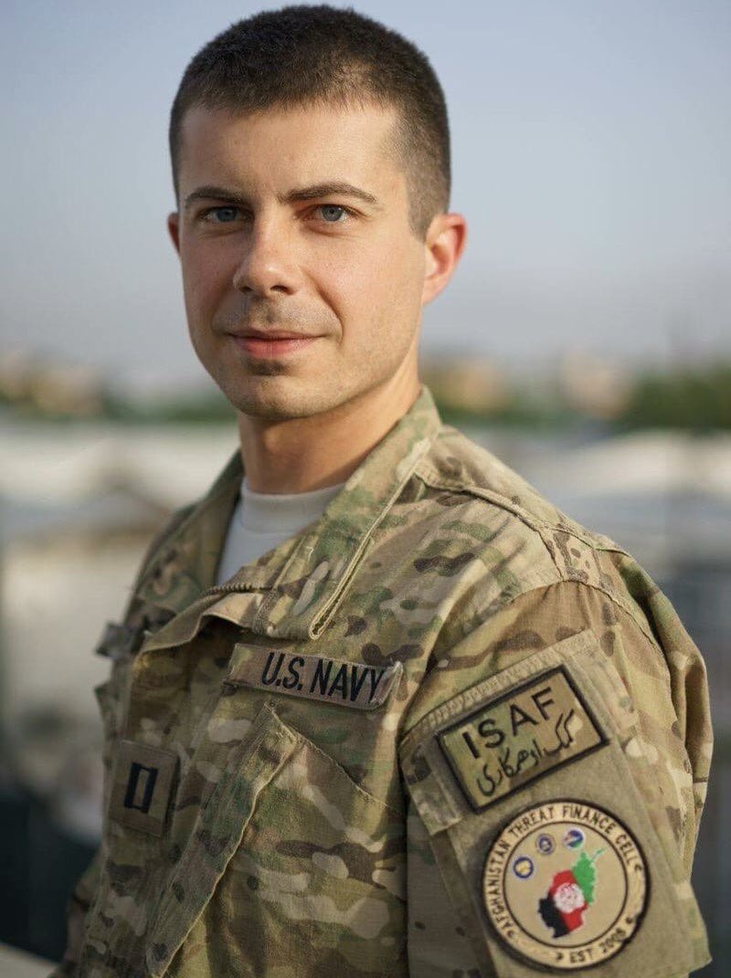 bluhue123's tweet image. Pete Buttigieg: *Of course* advance information on US combat operations is classified. Pretending otherwise is an insult to our troops, who all know this.”
Drop a 💙 for Pete