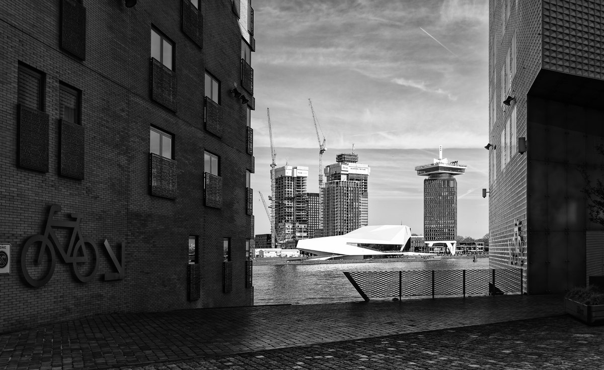 Eye Filmmuseum and Adam Tower in Amsterdam #blackandwhitephotography #cityphotography #eyefilmmuseum #noord
