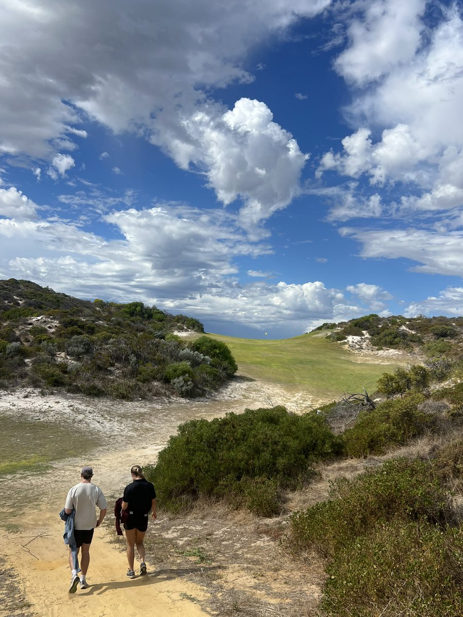 BrianOReilly13's tweet photo. 2nd trip to Lancelin. Always worth the 1.5 hour trip from Perth! Nice to just rock up and tee it up on great land. @mikeclaytongolf @AusGolfPassport https://t.co/yVcw06yQEA
