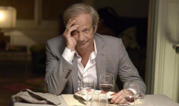 « Nos experts en plateau qui sont à la fois virologues, géopolitologues, financiers, économistes vont vous parler désormais du prochain pape. »