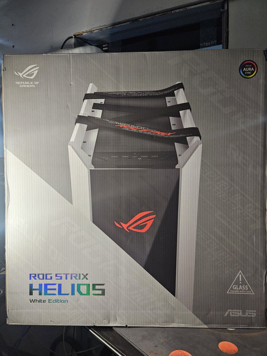 alg_cs's tweet image. PC Build 2025 💙
4/X parts ready
¤Asus ROG Strix Helios GX601 White
¤Galax 5070ti EX Gamer White OC
removed:
-Darkflash Wave DV240S AIO Cooler
#pcbuild #rog #republicofgamers #nvidia #galax