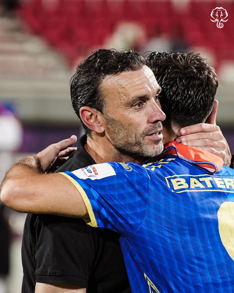 KeralaBlasters's tweet image. A new chapter begins… with a win 👏

#KalingaSuperCup #KBFC #KeralaBlasters #YennumYellow