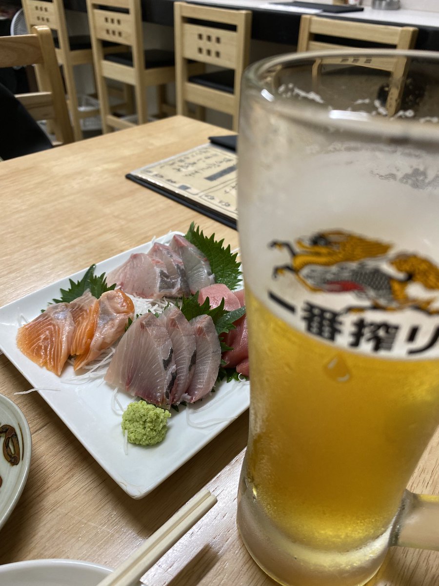 mimo_nemo's tweet photo. 福岡三日間で

歩数 : 46,562歩
距離 : 33.73km

からだはぶち壊れたけど
最高に楽しい三日間だったな https://t.co/S0sg2yQVS2