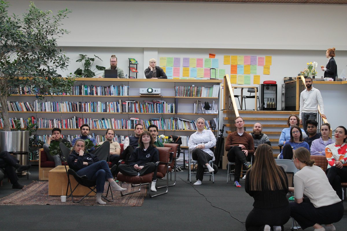 Global Shapers tweet media