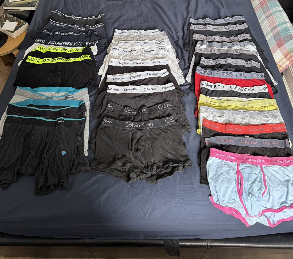 hovesmoothcub's tweet photo. Selling 30 pairs of boxers as a lot. If this is your thing shoot me a message ;) https://t.co/gZEZVZQzpg