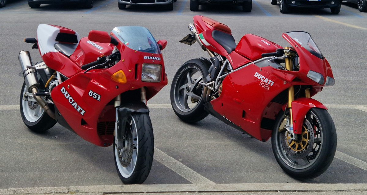 ClassicBikeShows tweet media