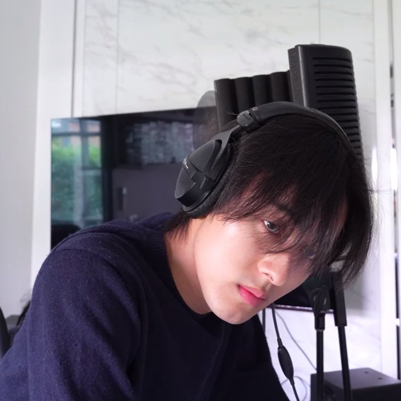 ป่าปี๊ผมยาวไม่เซ็ตผม คือมากอะ