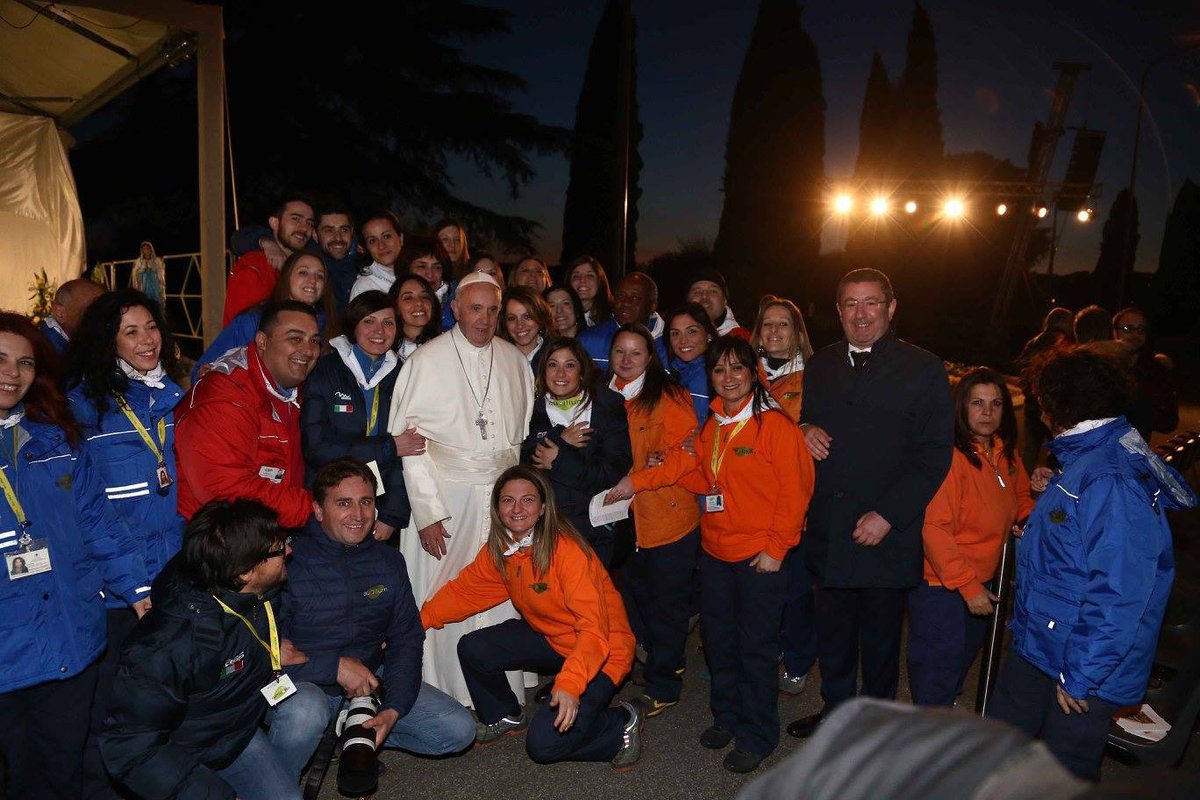 Cooperativa Auxilium (@auxiliumcoop) on Twitter photo Con #PapaFrancesco perdiamo un padre e un punto di riferimento, ma quello che ci ha insegnato in questi anni nella cura di chi è nel bisogno e la strada verso la fraternità che ha indicato al mondo resteranno per sempre. #coopauxilium con Papa Francesco #perunmondomigliore Con #PapaFrancesco perdiamo un padre e un punto di riferimento, ma quello che ci ha insegnato in questi anni nella cura di chi è nel bisogno e la strada verso la fraternità che ha indicato al mondo resteranno per sempre. #coopauxilium con Papa Francesco #perunmondomigliore