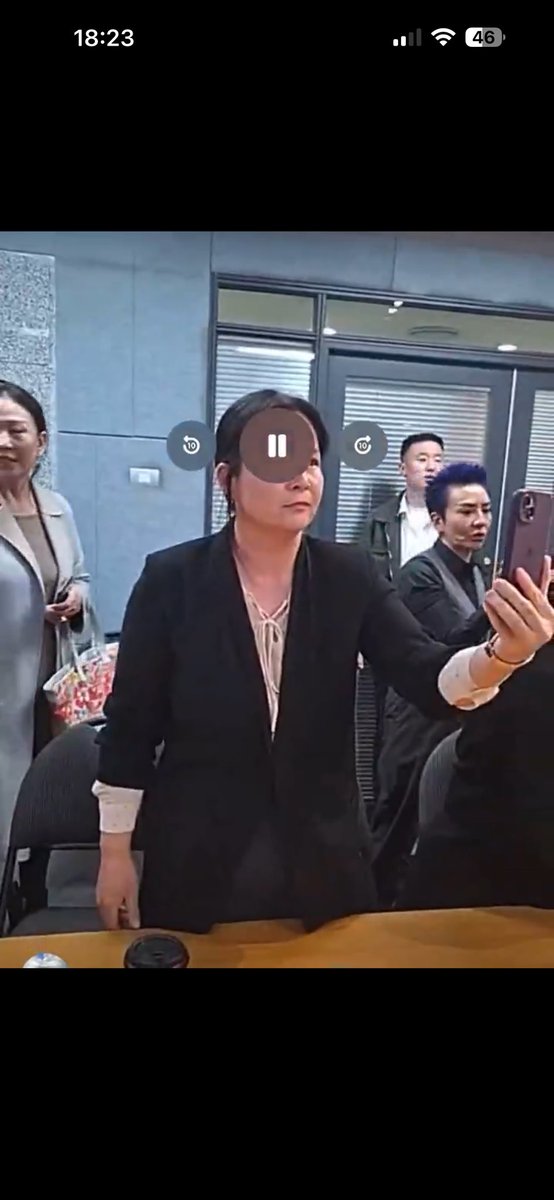 Ийм солиотой юмнуудаас эх орноо харин ч хамгаалах ёстой болоод байнаа‼️‼️‼️‼️