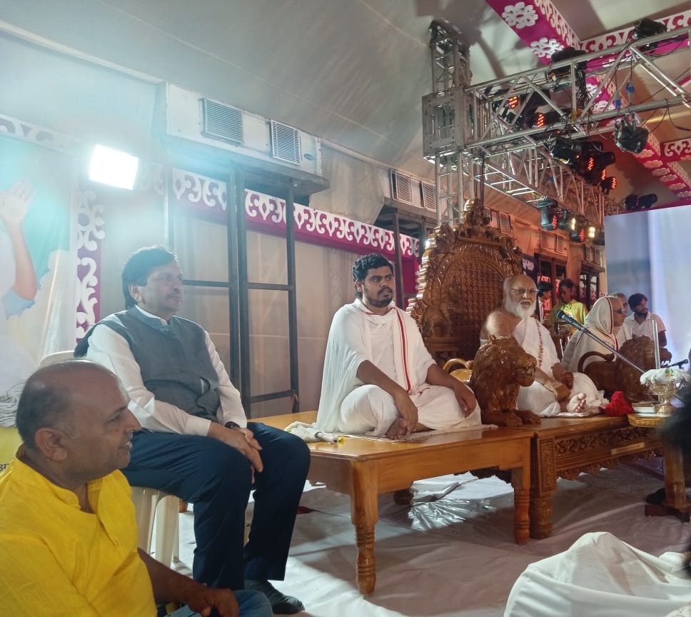 Mangal Prabhat Lodha tweet media