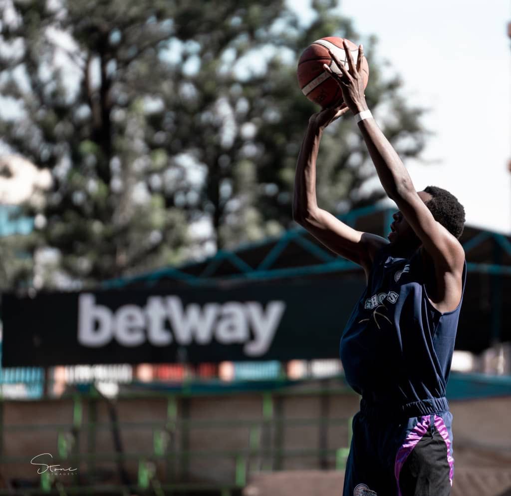 #iHoopsBasketball tweet media