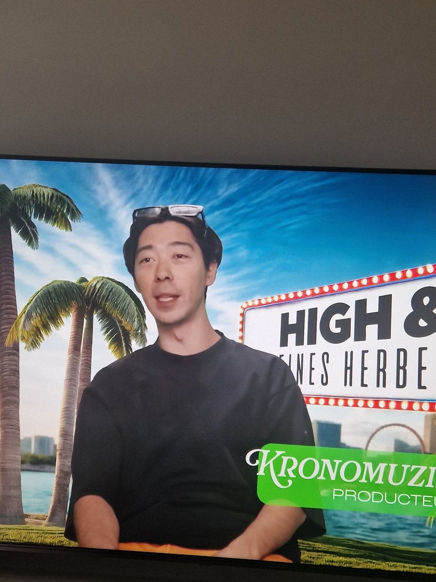 Heeeee le big <a href="/kronomuzik/">chat roux qui tente de bronzer</a> 🔥🔥👌🏼👌🏼