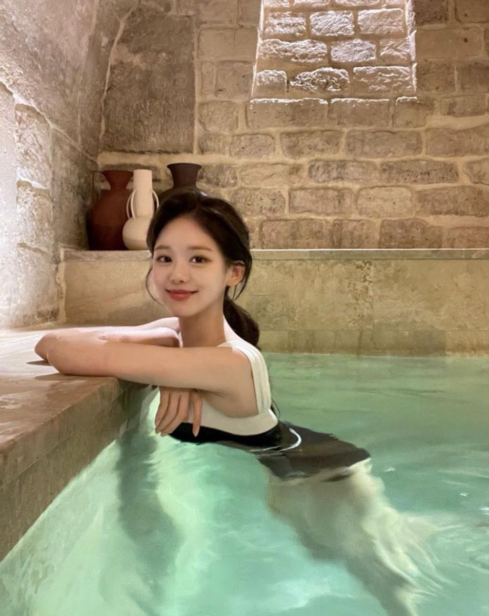 自分の事は自分でご機嫌をとる🪽🫧ちょっとした自分磨きが自信につながる✍🏻✨
ෆ週2のパーソナルジムとピラティス
ෆ似合うカットをしてもらう
ෆハイフで全身をリフトアップ
ෆお気に入りのネイルをする手元が可愛いとテンション爆上げ
ෆ簡単な料理
ෆ毛穴洗浄
ෆ自分の骨格に似合うコーデ