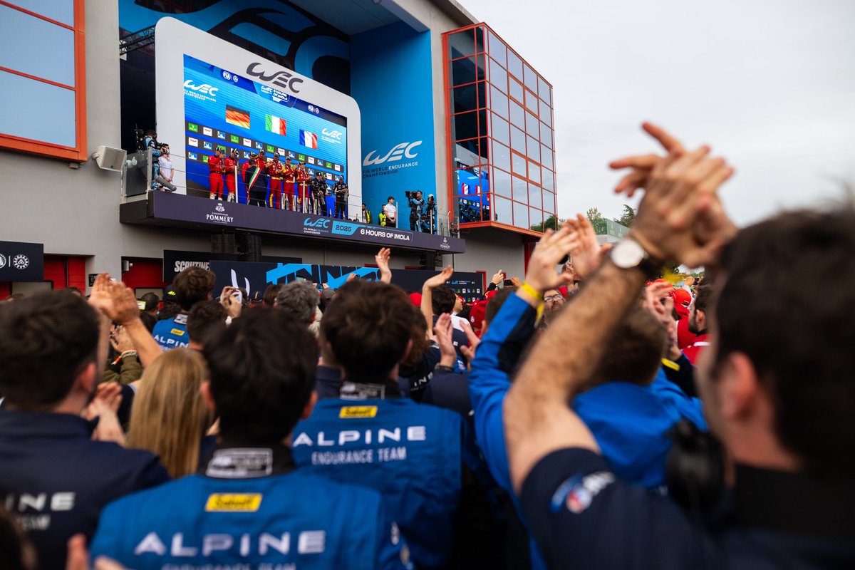 Working hard for moment like this. First hypercar Wec podium ! Let’s go, thanks to the team and my team mate 👊✊