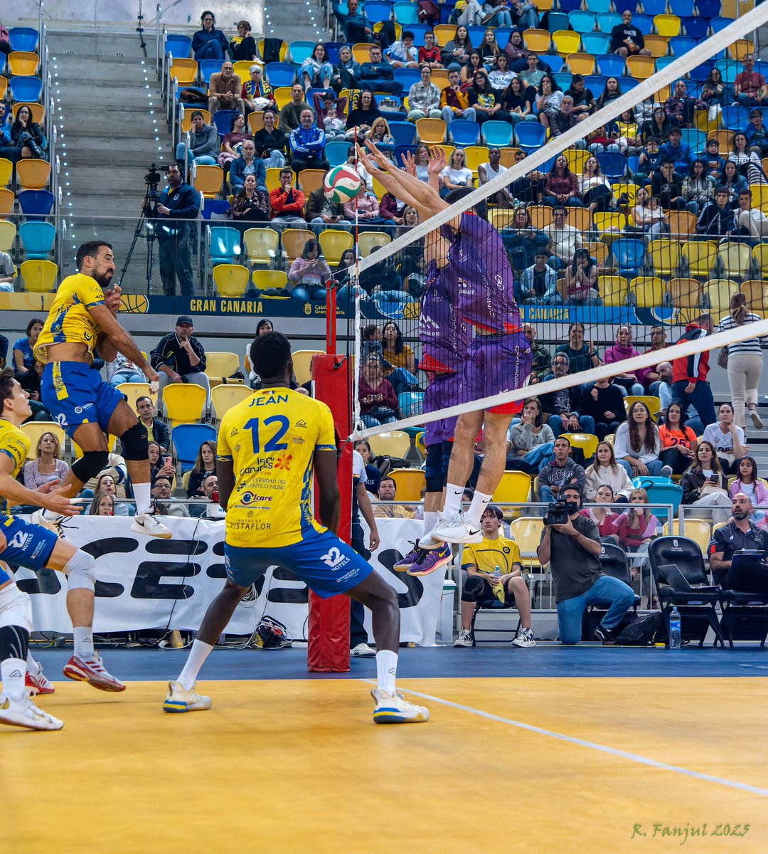 Ecos de las semifinales.

Jean Pascal Diedhiou, Io de Amo y Nico Bruno, entre los jugadores más destacados para la <a href="/RFEVB/">Real Federación Española de Voleibol</a>. 

Bruno Cunha y José Osado, del <a href="/rioduerovoley/">Río Duero Voley Soria</a>, también integran ese cuadro de honor junto a Leandro Calvo y Gustavo Romaní, del <a href="/voleimanacor89/">CONECTABALEAR CV MANACOR</a>. 

MUVOL_8