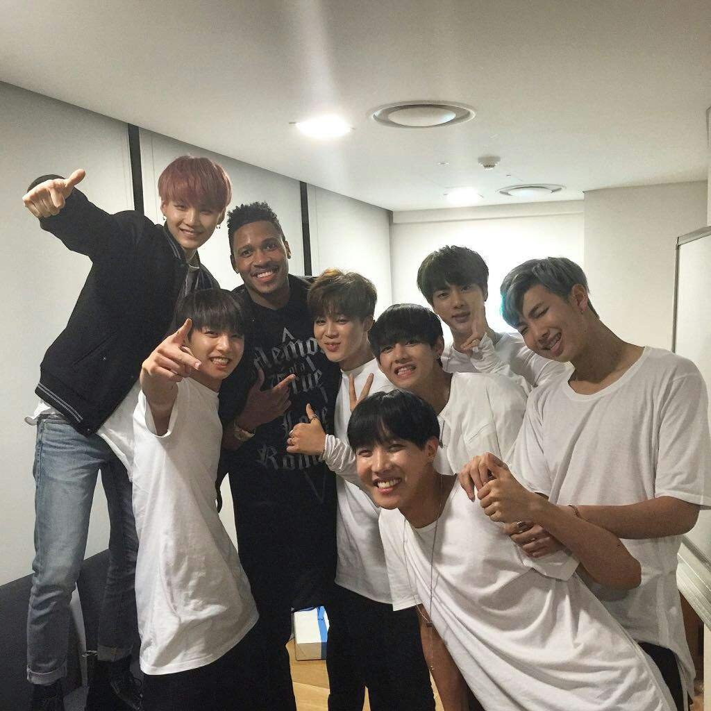 ilna💜⁷ (Fan) tweet media