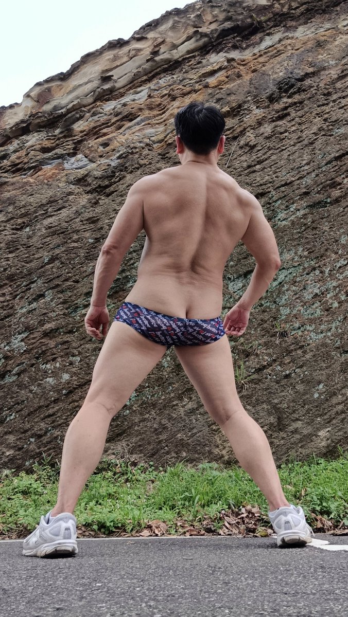 感冒後的第一次山路跑步，比較喘也比較乏力，結果11公里跑超過2小時了！