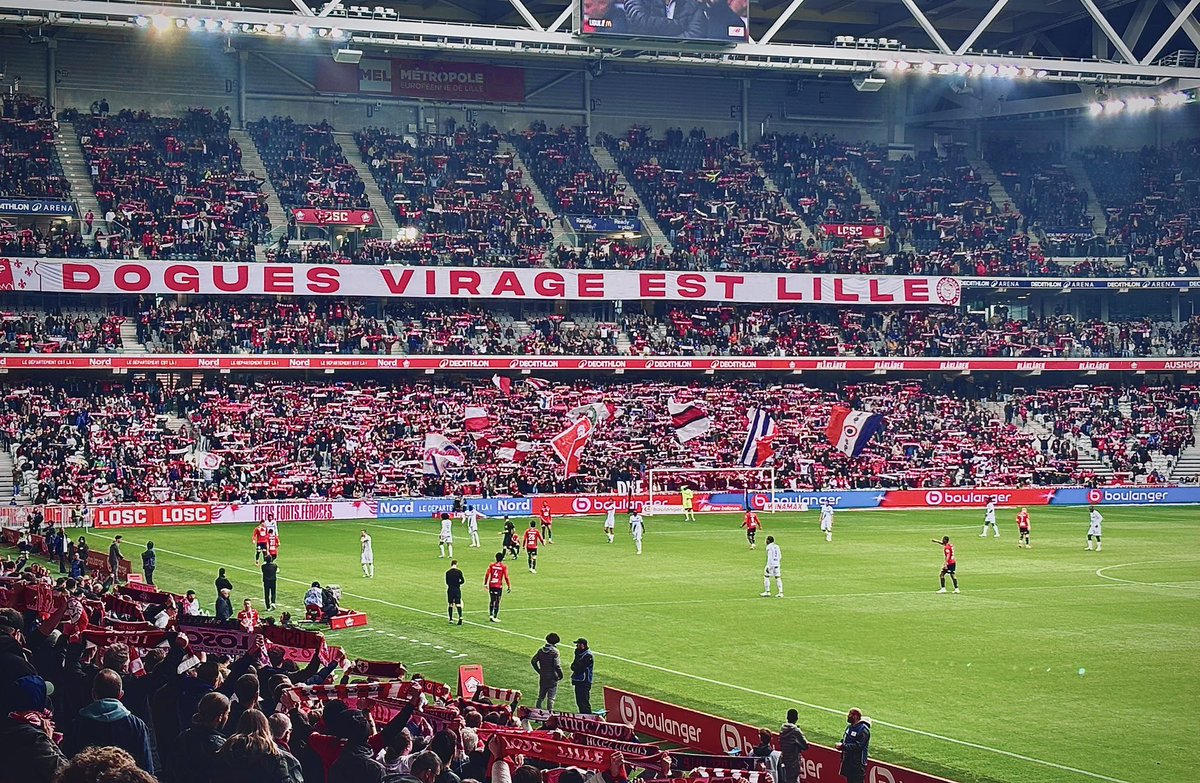 𝗞𝗼𝗽𝘂𝗹𝘁𝗿𝗮 (@kopultraoff) on Twitter photo 🇫🇷 L1
⚽️ Lille 3-1 Auxerre
Dogues Virage Est 🔴⚪️
📆 20.04.25
📜 <a href="/Itz_Fuzzionn/">⚜️🇫🇷Itz_Fuzzionn🇫🇷⚜️</a>
#LOSCAJA 🇫🇷 L1
⚽️ Lille 3-1 Auxerre
Dogues Virage Est 🔴⚪️
📆 20.04.25
📜 <a href="/Itz_Fuzzionn/">⚜️🇫🇷Itz_Fuzzionn🇫🇷⚜️</a>
#LOSCAJA