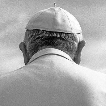 AcervoCharts's tweet photo. Novo Papa deve ser conservador, com planos de retomar posturas tradicionais do Vaticano, segundo a mídia internacional. https://t.co/MinBybKL37