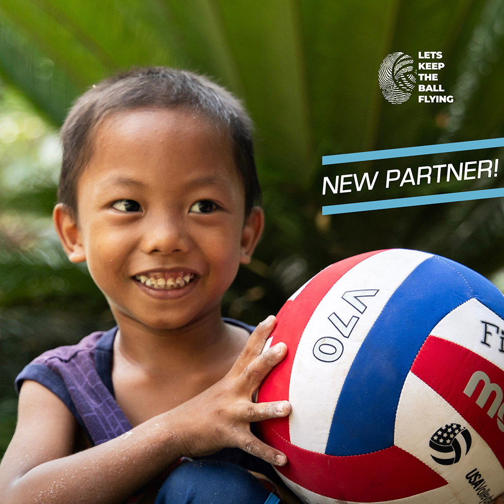 🏐✨ Empowering through sport! We've joined forces with Let's Keep The Ball Flying to promote inclusivity in volleyball. Learn about our partnership to make the game accessible to all: worldparavolley.org/rising-togethe…