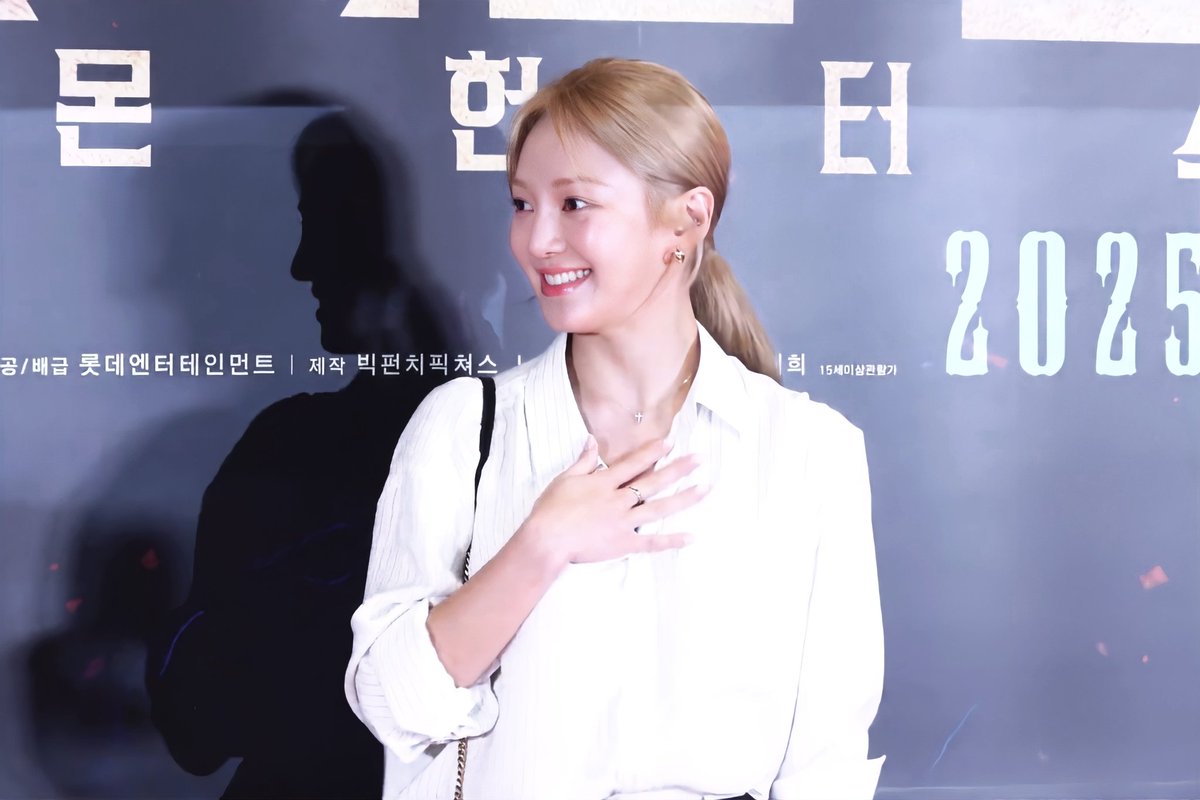 GG8_EDIT's tweet image. 250421 거룩한밤 데몬헌터스 VIP시사회 효연 

#효연 #HYOYEON