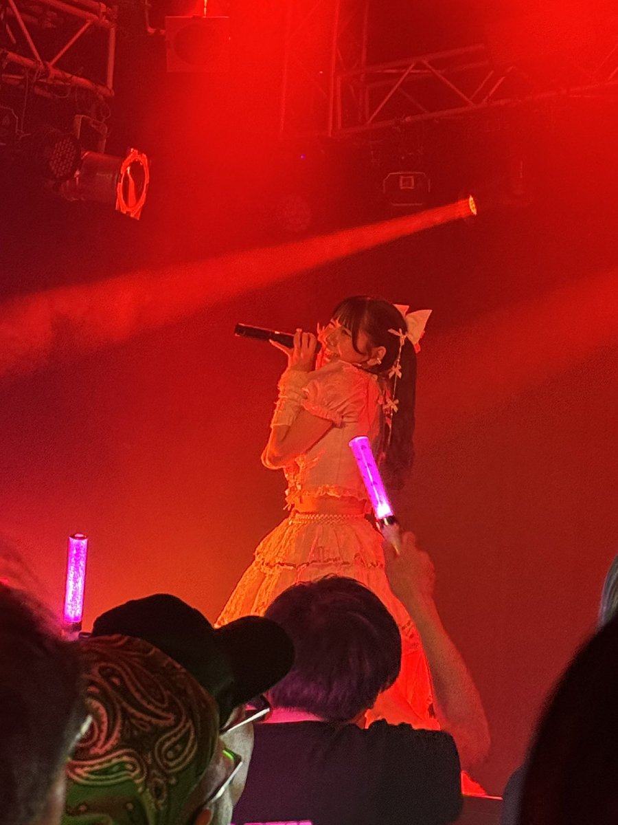 doppio73's tweet photo. 最後に個人的な想い。
ヒラエス（えあらびゅー）で一番好きな曲は灯火未来。特にお気に入りの箇所があってそれをももなが引き継いでるの見た時はゾクっとするぐらいカッコよかった。本人も迷惑だろうけどやっぱりその物語にシビれさせてもらいました。

#ヒラエス
#えあらびゅー
#ももな https://t.co/pT9qtcEtDy