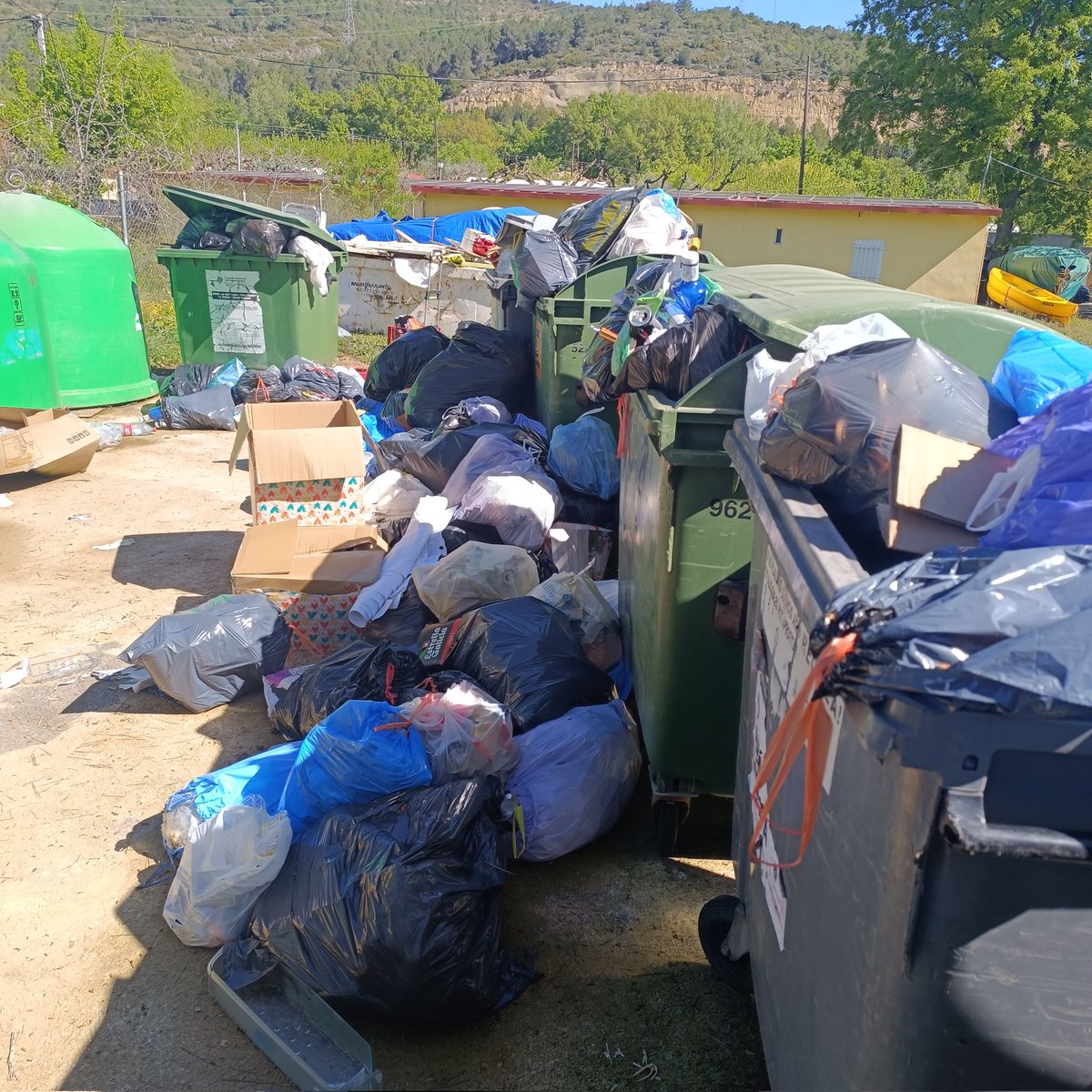 BARRIROKANROL tweet media