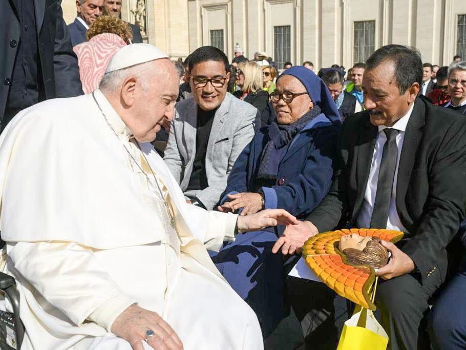 Hoy nos embarga un profundo dolor por el fallecimiento del Papa Francisco.

Su legado de bondad, amor y misericordia perdurará en la eternidad. Lo recordaremos siempre en la Gloria de nuestro Señor.

#PapaFrancesco