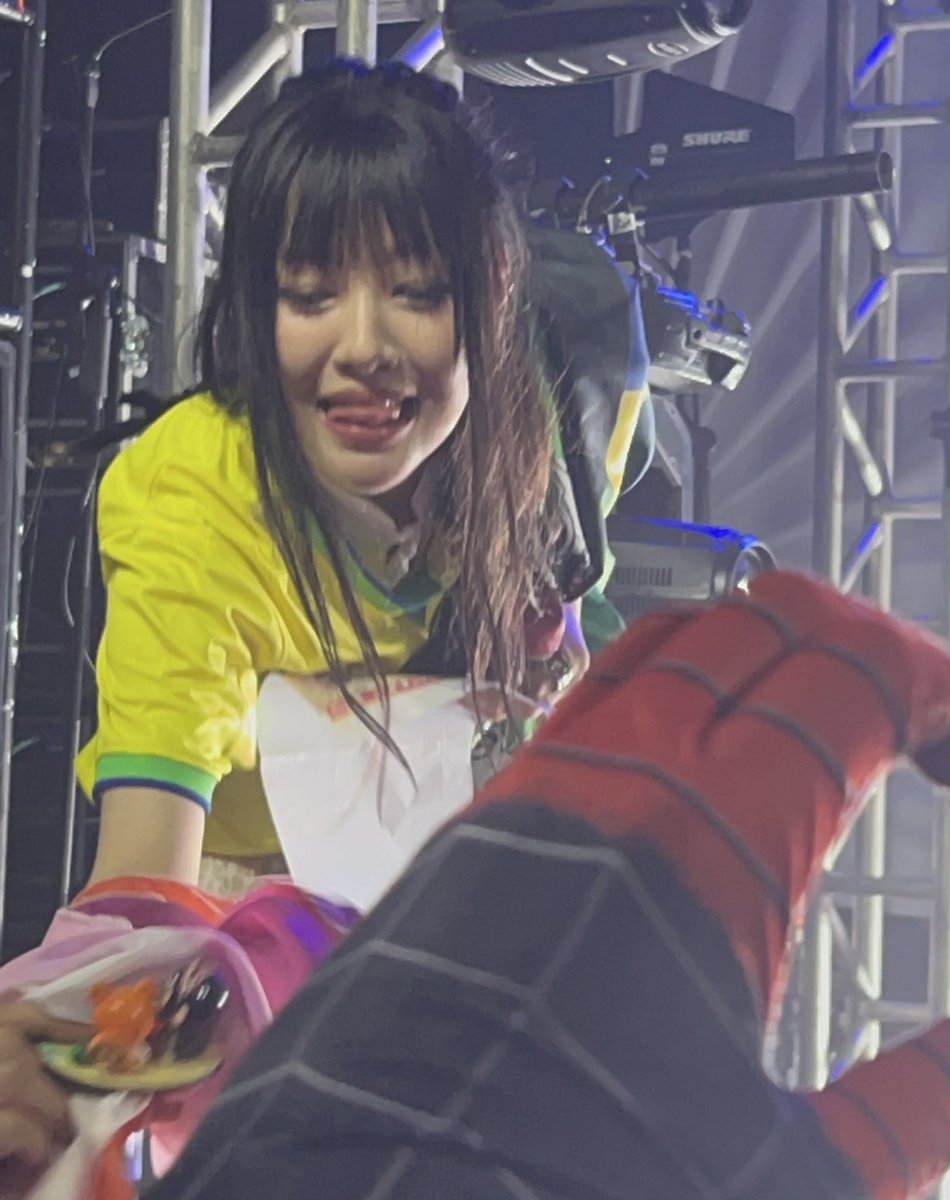 caIi💋 tweet media