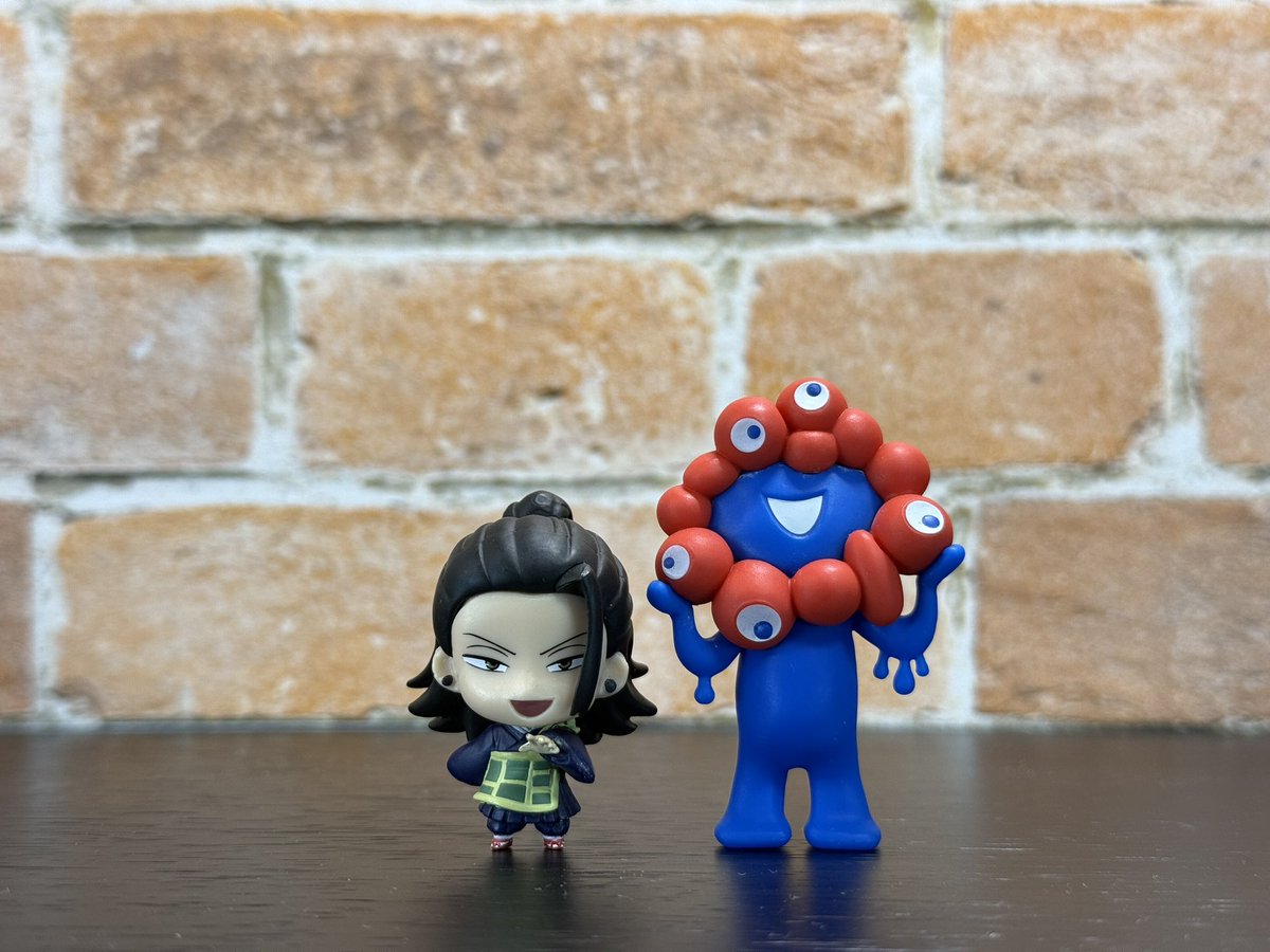 特級呪霊「ミャクミャク様」