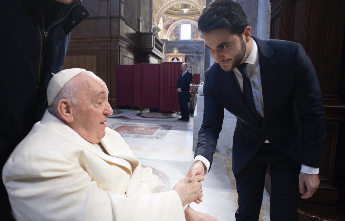Cryptonnis's tweet image. Rest in Peace, Pope Francis. 🕊️