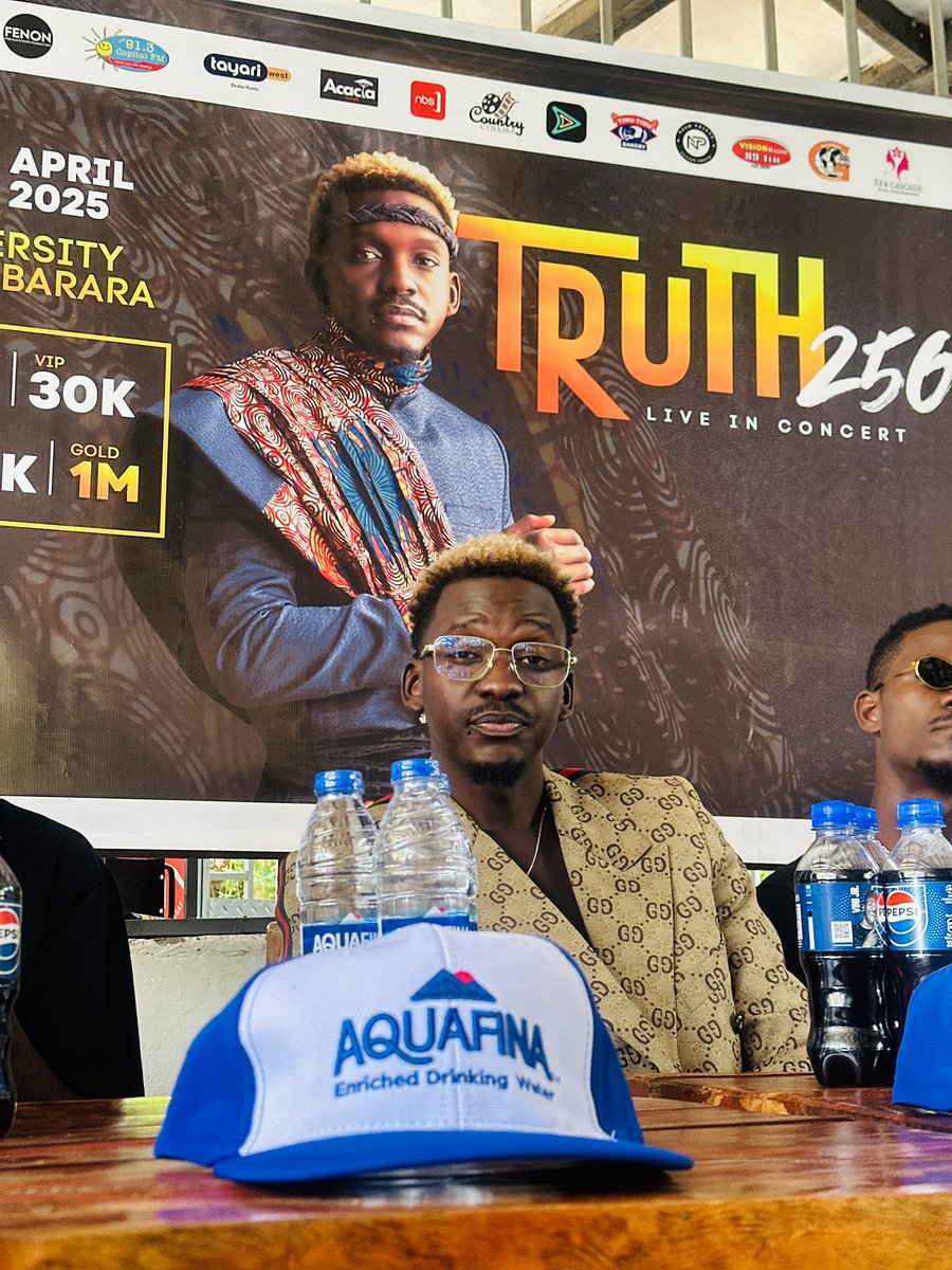 eddiespikaagaba's tweet photo. Happening now at University inn is @Truth_256 Live in Concert presser ahead of this Saturday’s show. Come 26th April, let’s show some love and support for this amazingly talented artist!
#Truth256LiveInConcert https://t.co/7pE31zu8VD