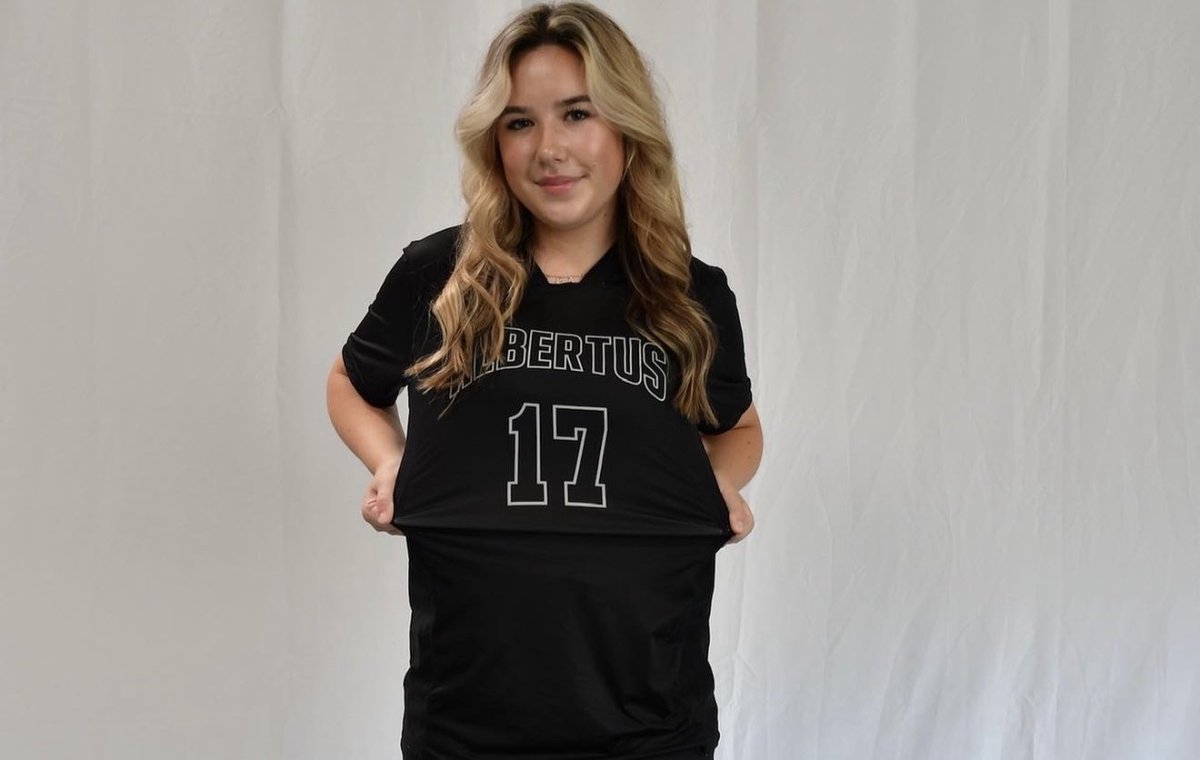 Happy Birthday to #AlbertusMagnus Alumna Mikayla McMahon. Hope you have a great day! 
#GirlsSoccerAMHS #fAMily