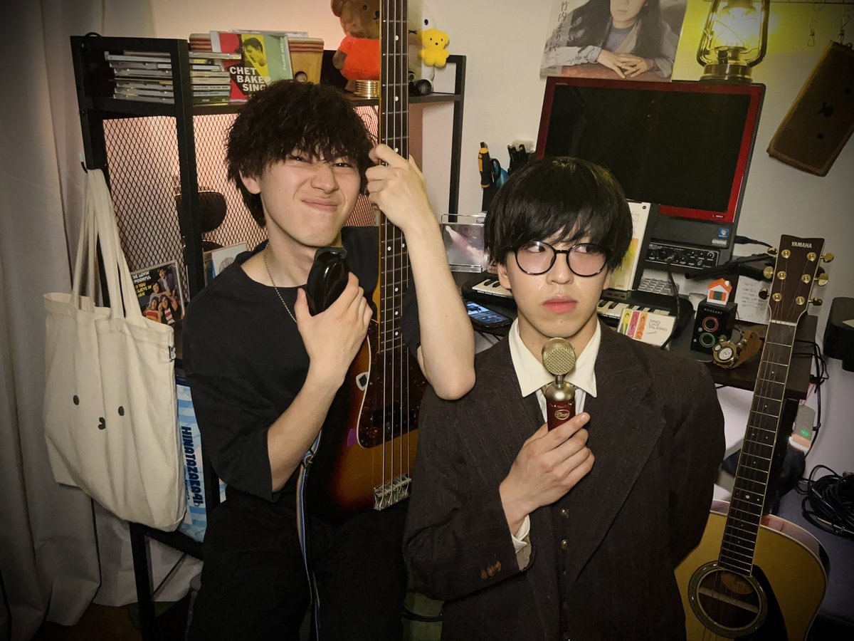 NoBorderSounds's tweet photo. 【新アーティスト写真公開！】

今後は二人で活動を続けていきます！

現在、楽曲制作を中心に活動中です。落ち着いたらLIVEも計画中です。

社会人一年目。色々僕らなりのペースでゆっくりじっくりいい作品を作っていきますので、のんびり応援して頂ければ幸いです。
新体制、よろしくお願いします。 https://t.co/rNyZb2LbnB