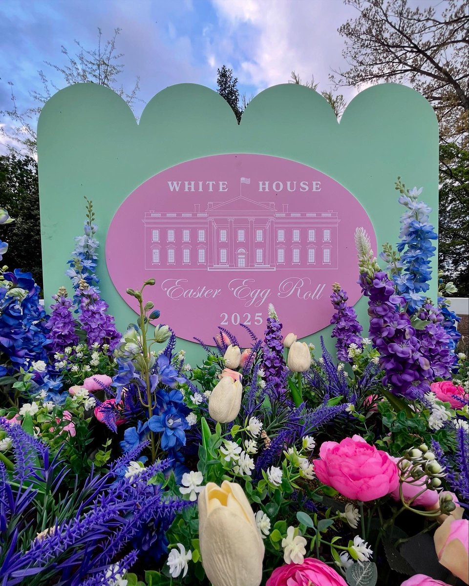Coming to you bright-eyed and bushy-tailed this Easter Monday, live from the South Lawn on our favorite day of the year! 😍

America’s egg farmers are proud to help keep this treasured national tradition alive. It’s not Easter without the incredible egg. 🥚 

#wheastereggroll