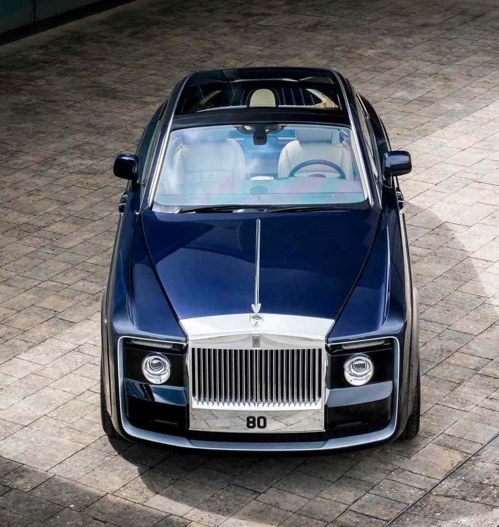 333Exotics's tweet image. The Rolls-Royce Sweptail is a bespoke masterpiece, blending classic elegance with modern luxury. Powered by a V12 engine, it's a true symbol of opulence and craftsmanship. #RollsRoyceSweptail 🚗