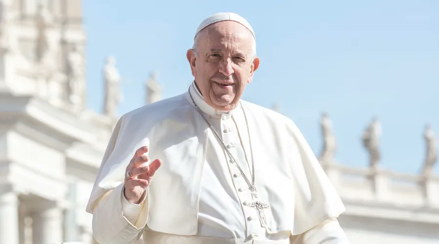 Qué triste noticia.
Rezo por nuestro Papa Francisco. Un líder transformador que nos convocaba con cada mensaje y cada acción a construir sociedades más justas y cuidar nuestra casa común.
Que en paz descanse.