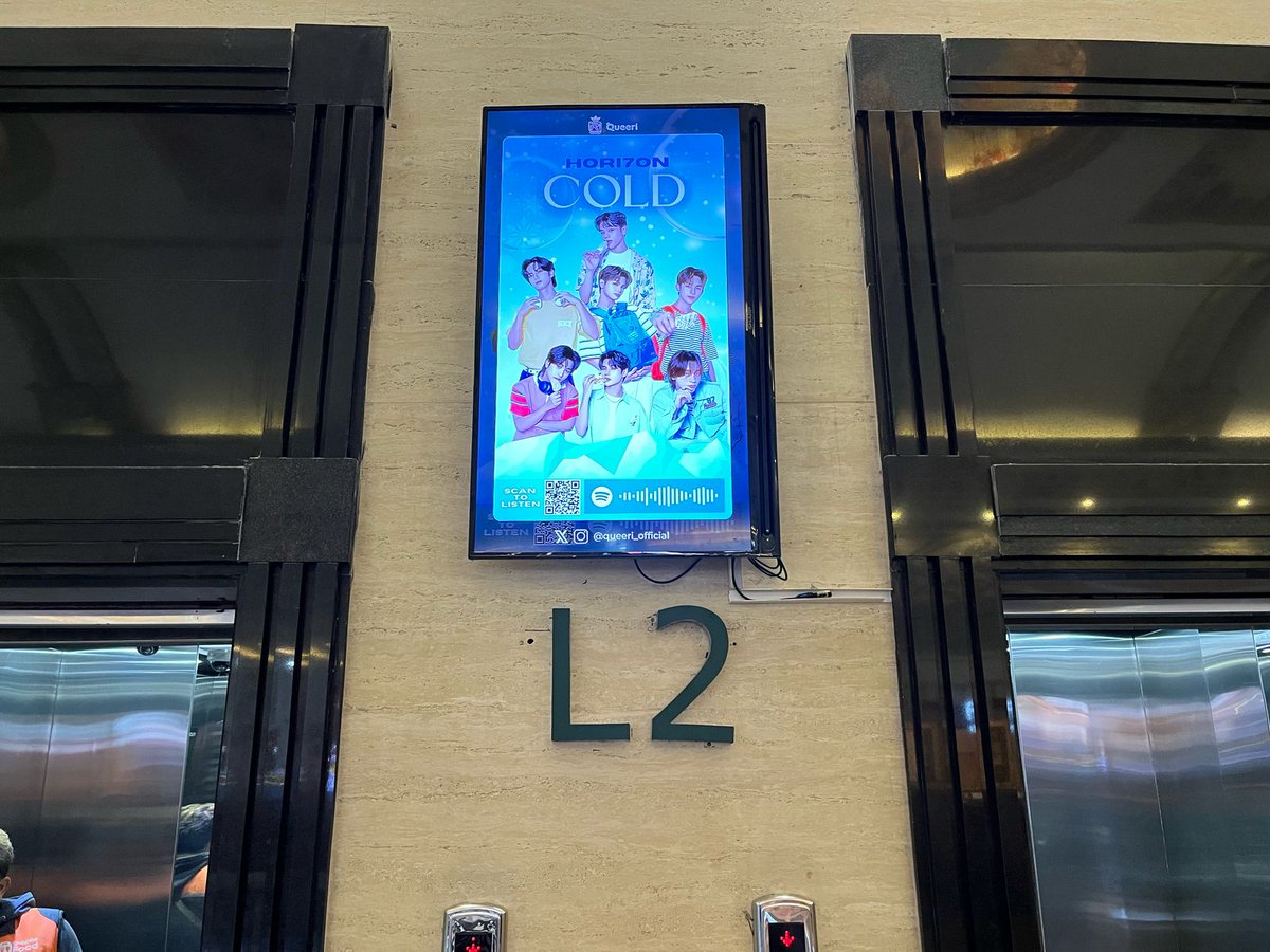 #HORI7ON
Support Fans 

"HORI7ON's COLD Era" 

Ad Location: TV Lift Jogja City Mall, Yogyakarta 
Ad Period: April 21-27, 2025 

#Queeri #Queeri_Proof