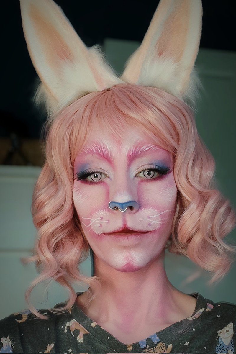 I hope Easter Monday is treating you well! 🐰
It was fun being the Easter Bunny and trying out #OnlyWayIsDown yesterday after #Keymailer provided a key, we made a proper chunky boy 😄