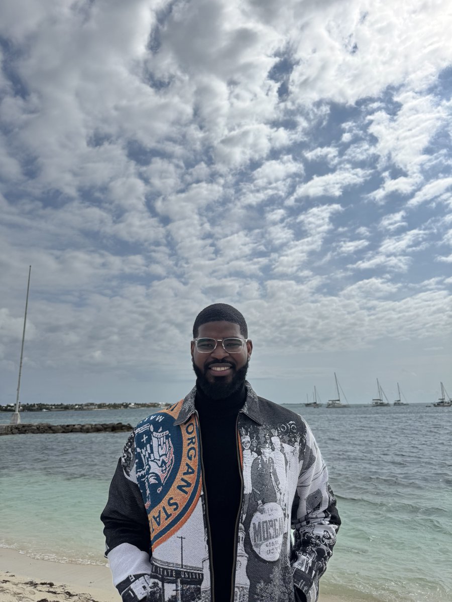GravesSchool's tweet photo. During spring break, Graves MBA student Michael C. Prescott Jr. returned to his alma mater, Nassau Christian Schools, to pour into future leaders. “Reach one, teach one” — that’s how we build legacy, uplift communities, and create lasting impact. #GravesPride #MBA https://t.co/kWAryqPqQa