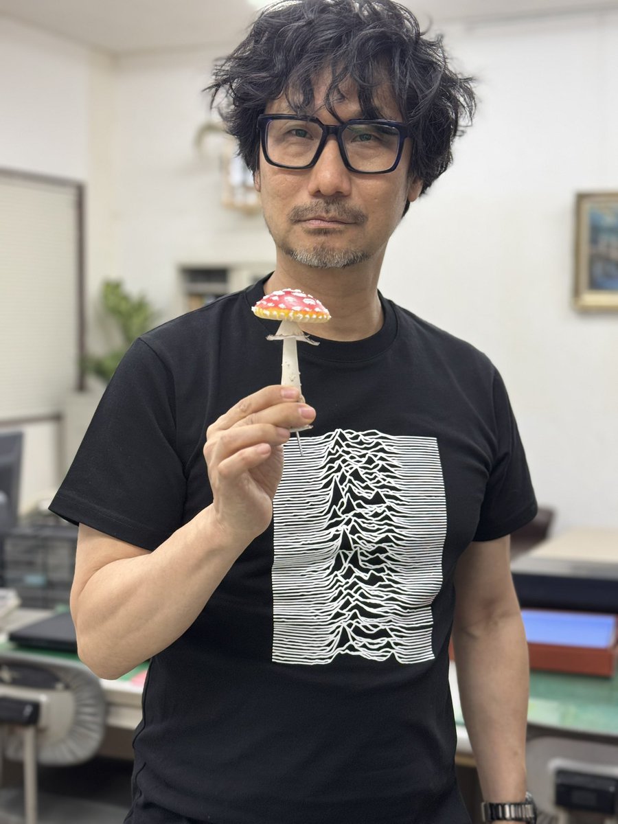 Kaizerkunkun's tweet photo. 本日の小島監督。
Hideo Kojima today. https://t.co/NLFikuXeKn