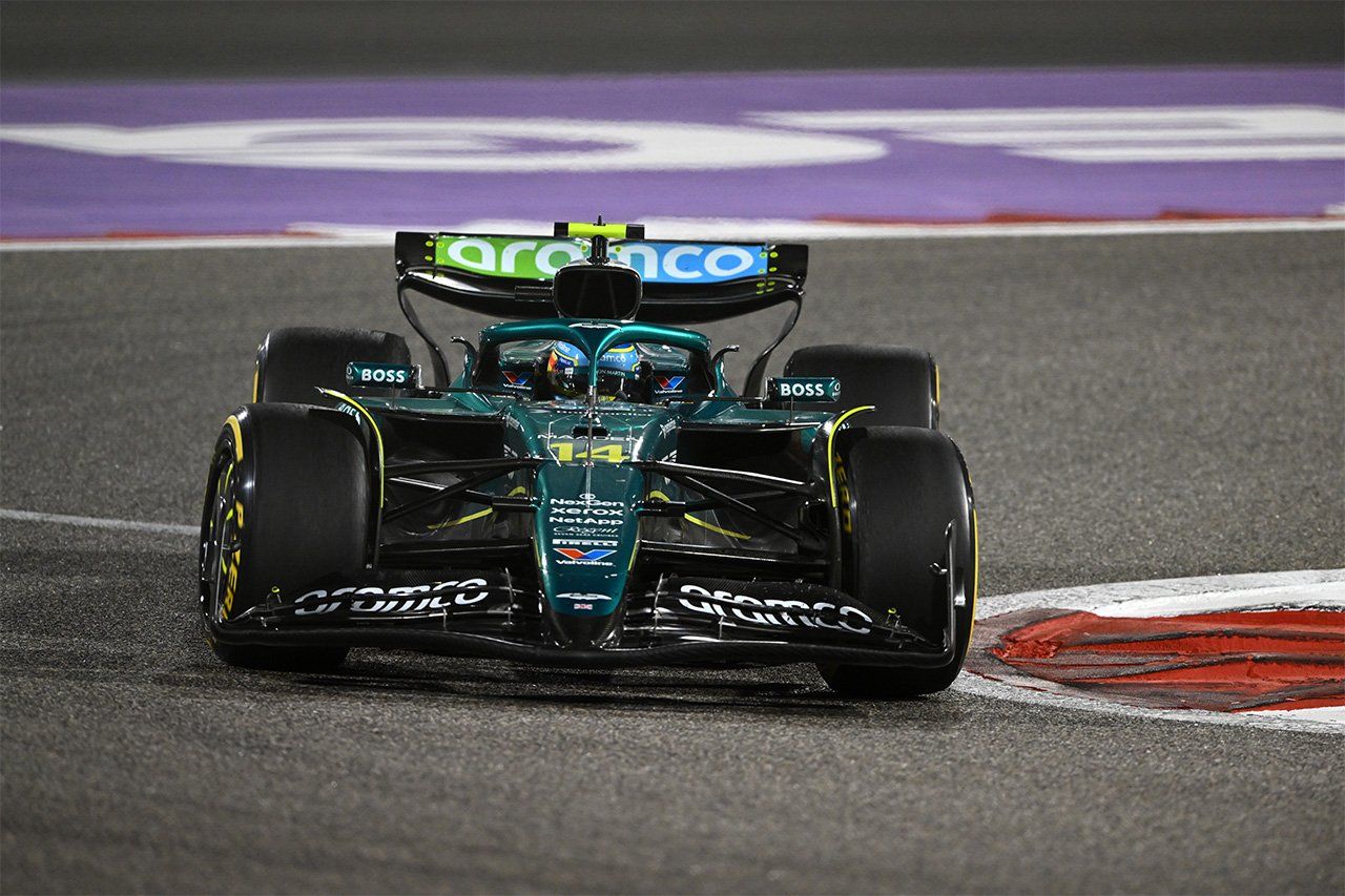 F1 アストンマーティン 実車 ボディ パーツ 本物 アロンソ HONDA